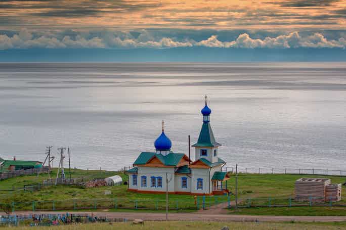 Байкал в Большом Голоустном и поход на Сухое озеро