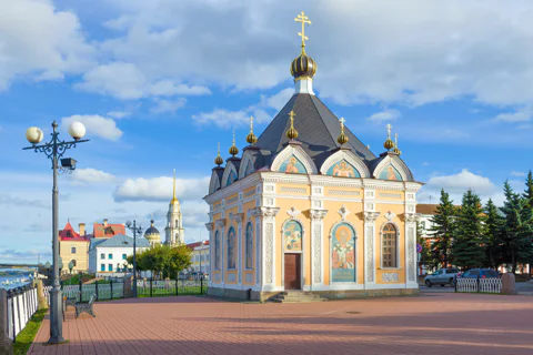 Пешеходная экскурсия: покажите Рыбинск, плиз!