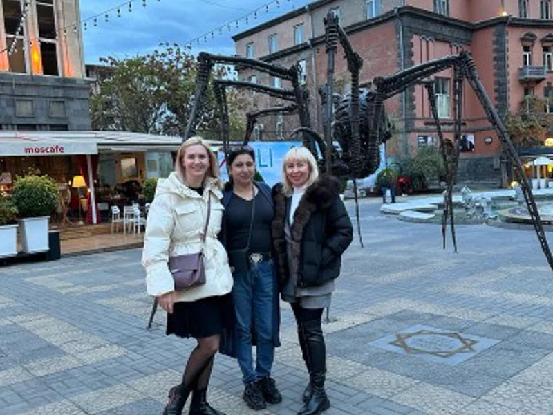 Sightseeing walk around pink and sunny Yerevan! — photo 4, Yerevan | Pokataem
