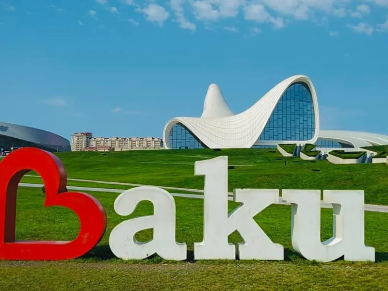 Обзорная экскурсия по Баку + Старый город (индивидуальный) — фото 6, Баку | Покатаем