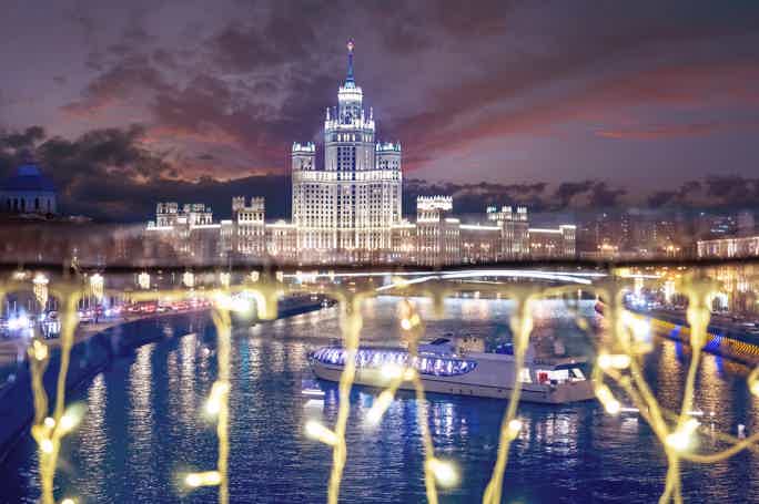 Обзорная экскурсия по вечерней Москве