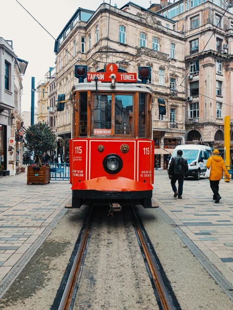 Пешеходная прогулка по Стамбулу
