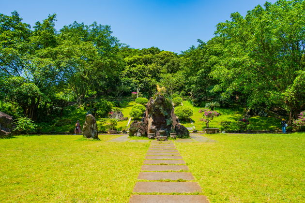 Хайкоу: экскурсия в парк вулканических кратеров и храм Юнцин