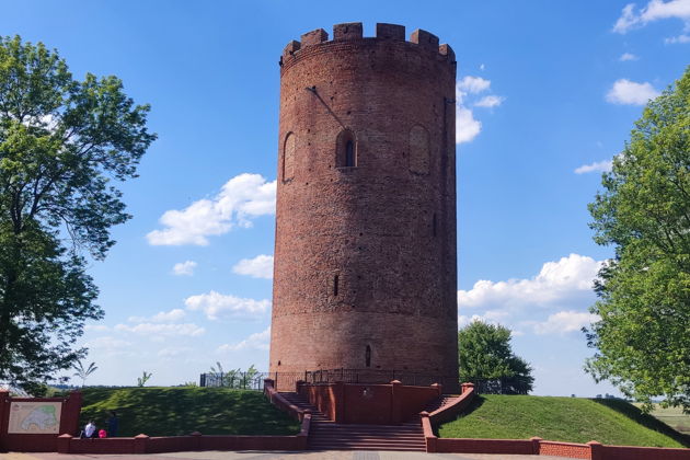 По основным жемчужинам Брестчины: на микроавтобусе с персональным гидом