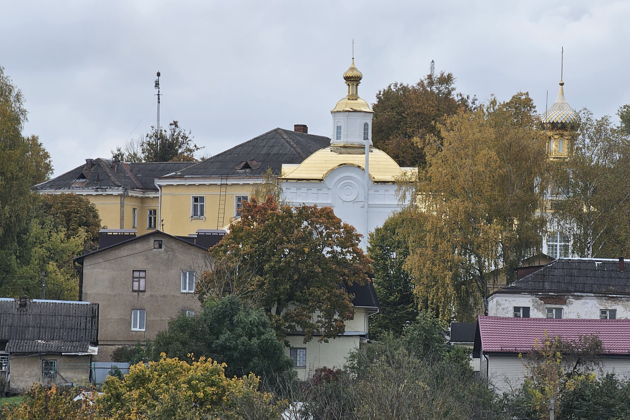 Виды «Золотые купола над Днепром» — храмы XII века и Успенский собор