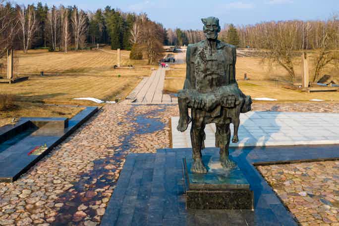 Хатынь — память о трагедии белорусского народа