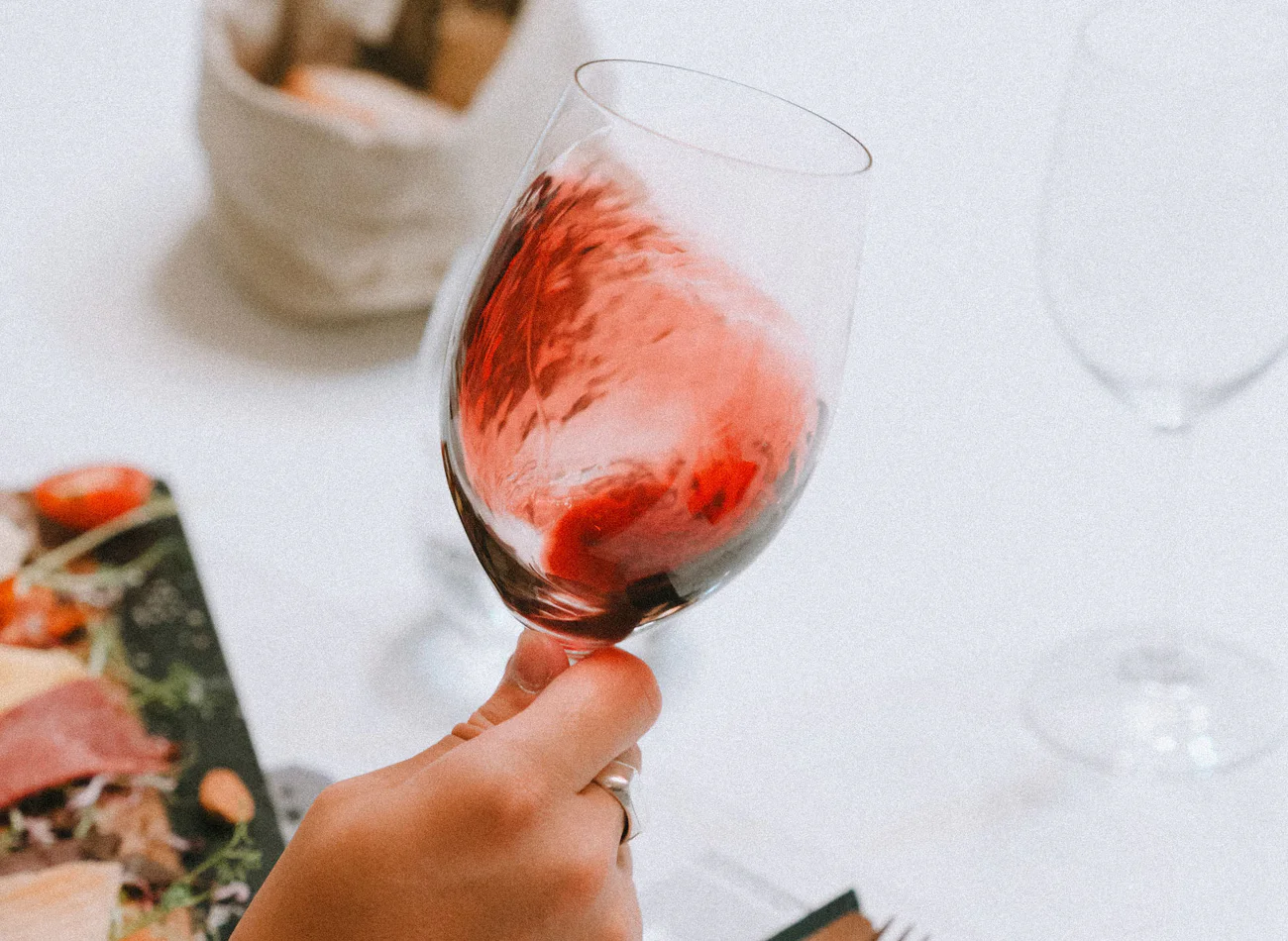 WINE TASTING IN BUDAPEST — tour in Budapest, Hungary | Pokataem