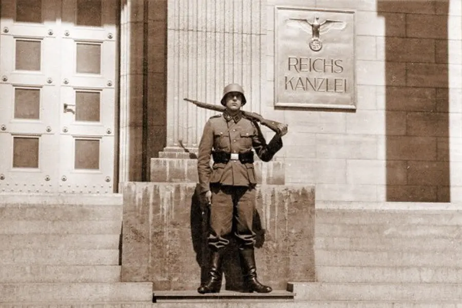 Берлин при Гитлере в 1933-1945 годах — фото 1