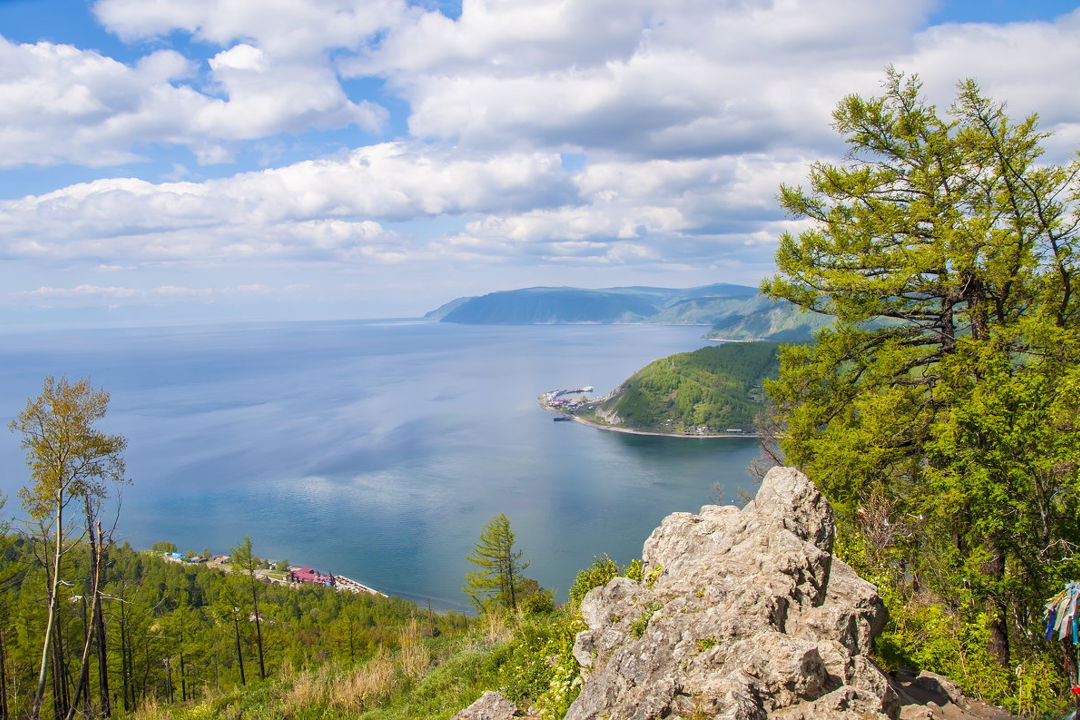 День у «славного моря Байкал» в посёлке Листвянка — фото 1
