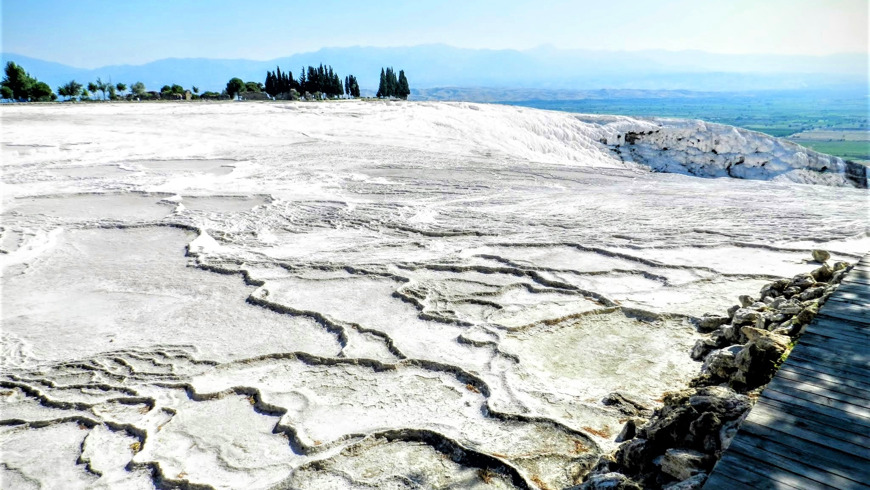 Памуккале, Хиерополис и озеро Салда: белоснежные ванны и древние развалины 
