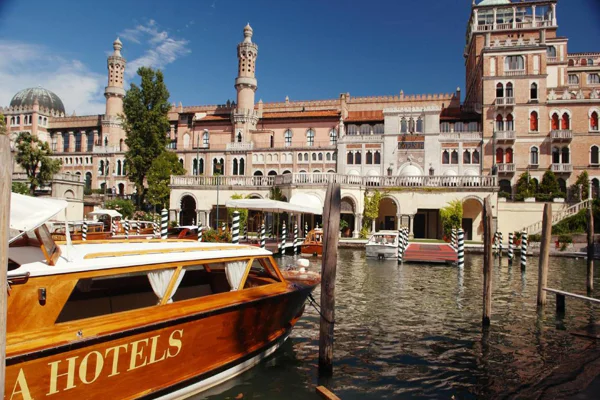 The gold island Lido of Venice — photo 7, Venice | Pokataem