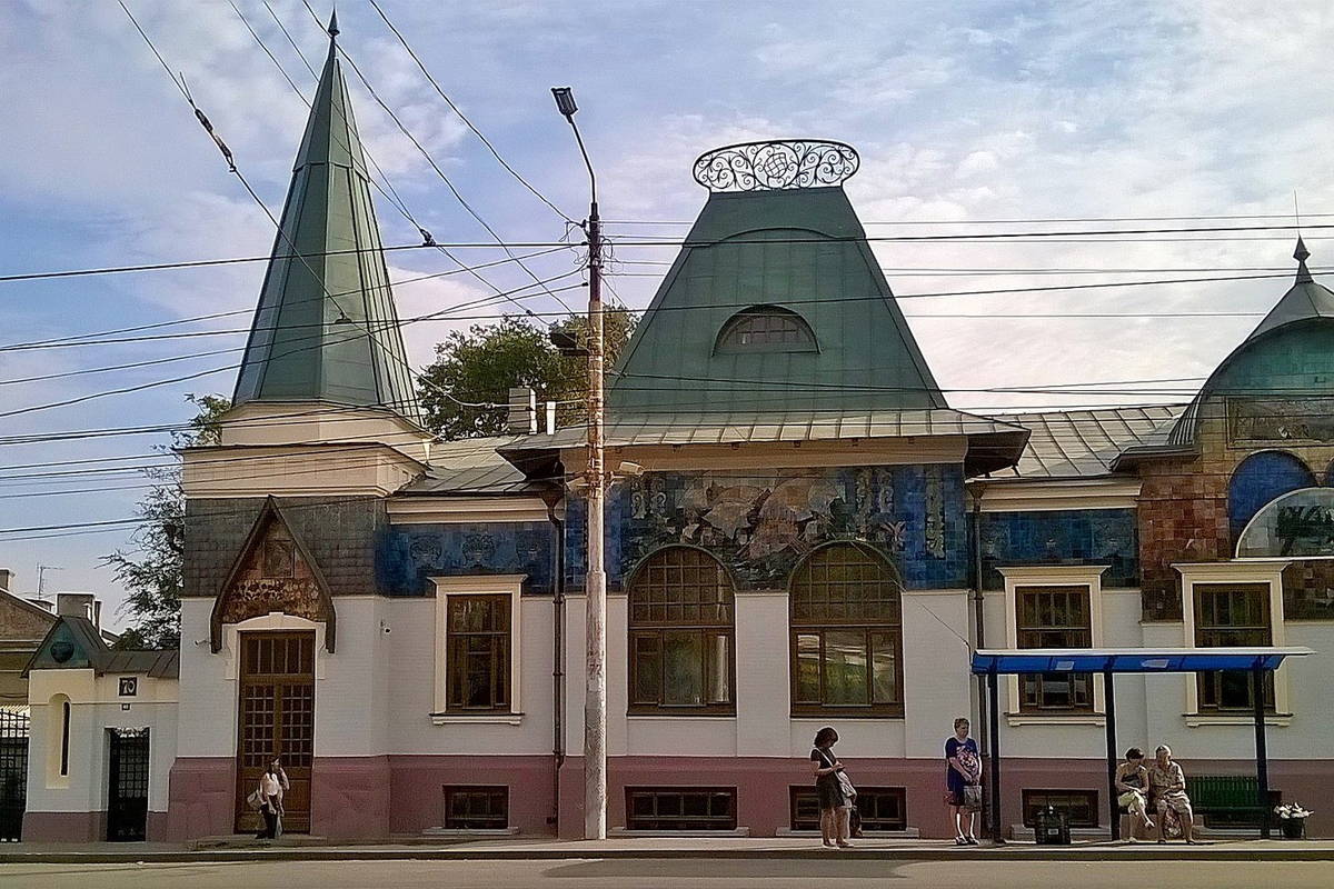 Дом Шаронова