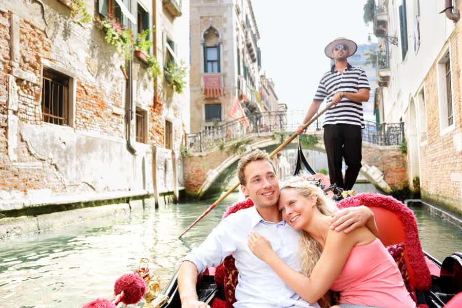 Traditional Shared Gondola Ride across small canals to Grand Canal - photo 3
