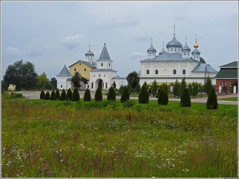 Город-воин Козельск и город цариц Мещовск - фото 1