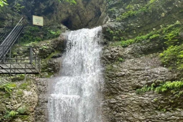 Виды Аргунское ущелье,  музей Пхакоч, Нихалойские водопады