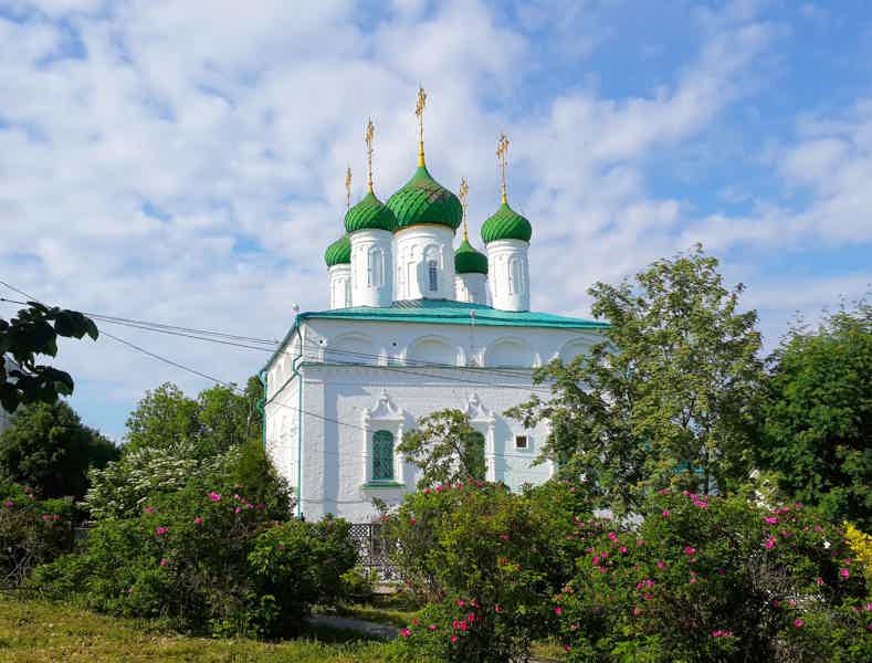 Экскурсия по монастырям и храмам на транспорте туриста - фото 1