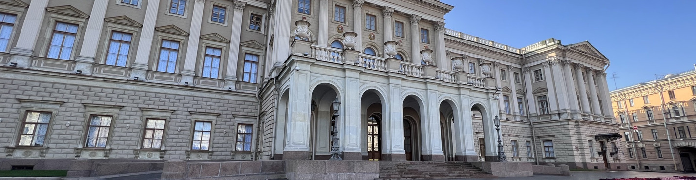 Парадный Петербург с посещением Эрмитажа (с билетом)