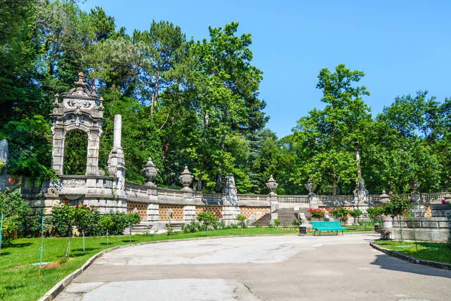 Индивидуальная экскурсия в Ливадийский и Массандровский дворцы - фото 3