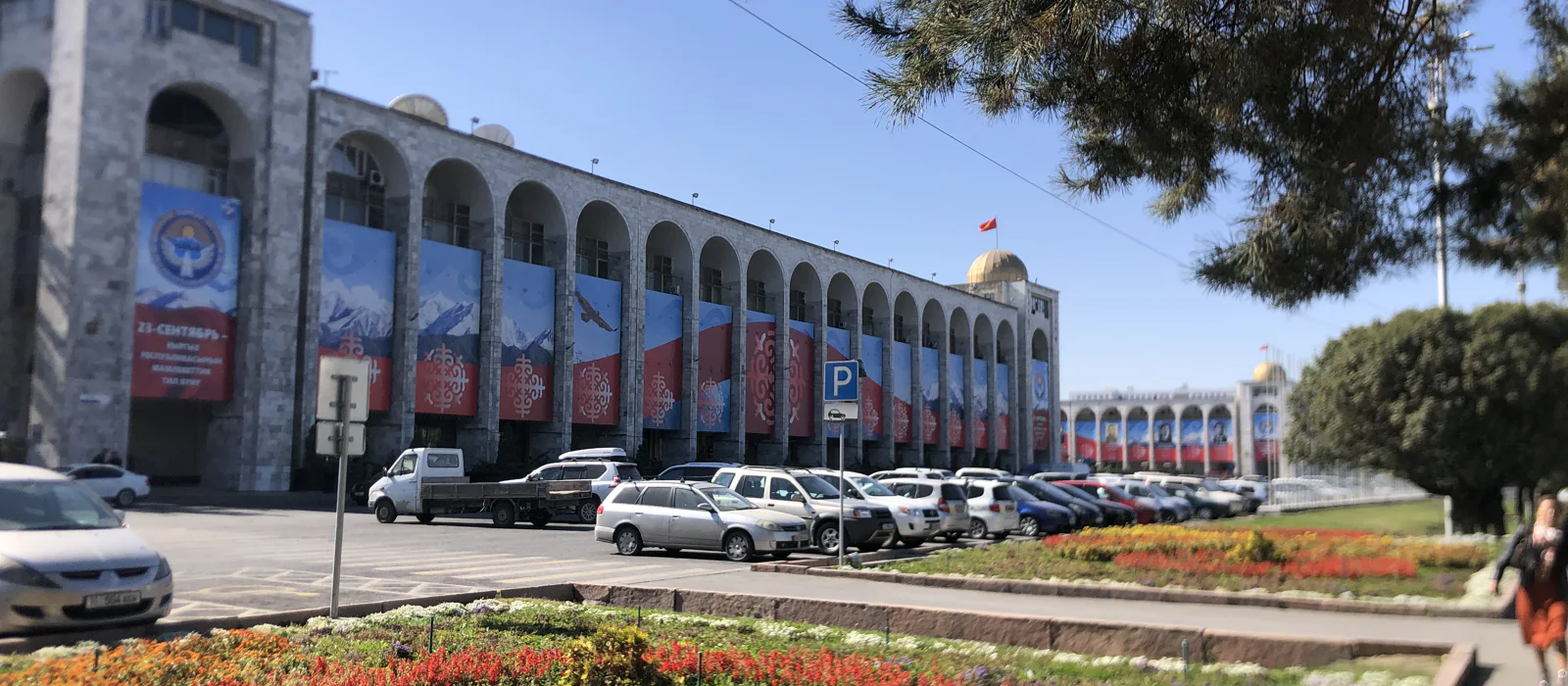 История Бишкека через призму стрит-арта — экскурсия, Бишкек, Кыргызстан | Покатаем