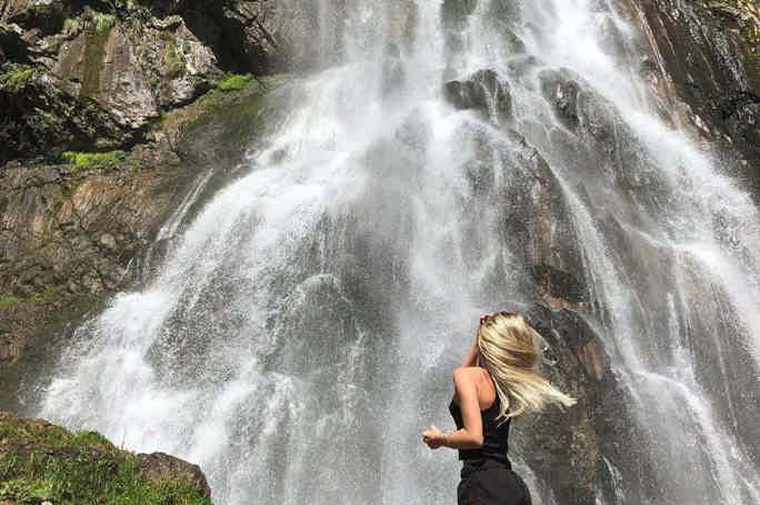 На джипах в Абхазию: озеро Рица и Гегский водопад