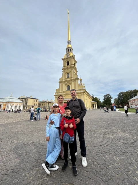 Петропавловская крепость — Петровский бриг в светлое будущее