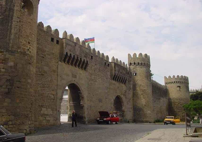  От Старого города Баку до Горящей горы и Зоорстрийского храма в один день. - фото 1