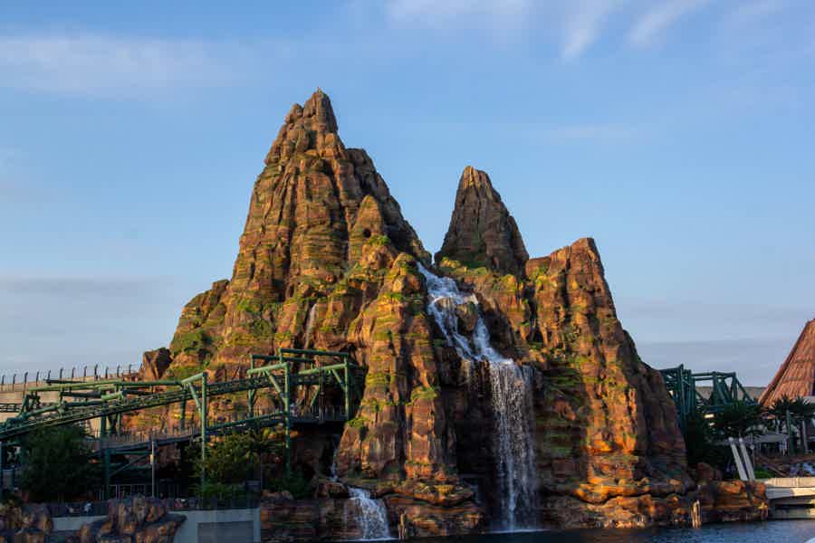 Universal Studios Пекин: билет в мир аттракционов и кино - фото 2