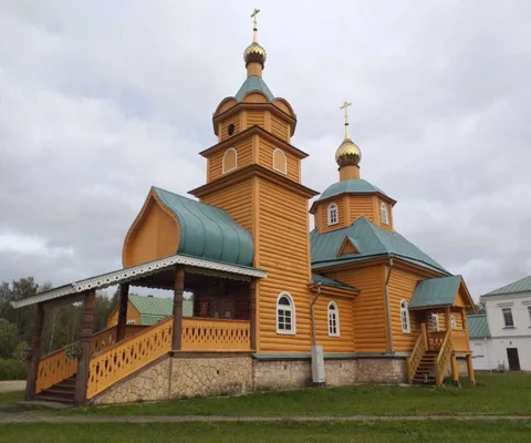 «Никандрова пустынь»: храмы и целебные источники в Псковской области