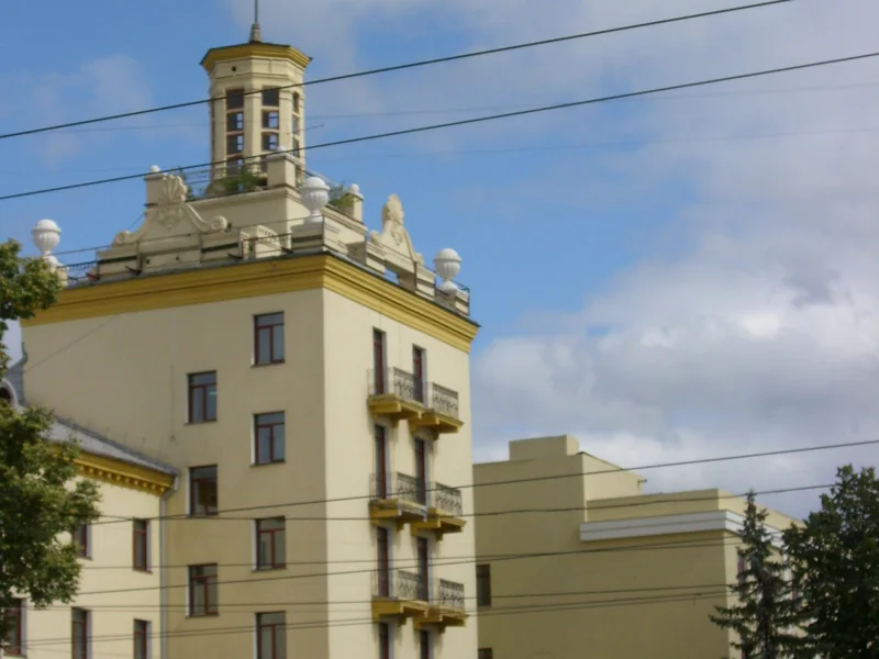 В гостях у сказки: прогулка по улице Богдана Хмельницкого — фото 7, Новосибирск | Покатаем