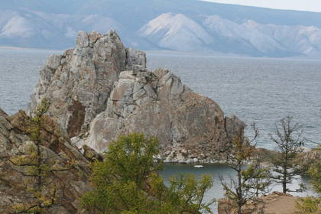 Виды На джипе на север Ольхона из Хужира