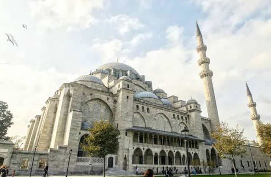 Древний Стамбул: Дворец Долмабахче, Цистерна Базилика и мечеть Сулеймание - фото 4