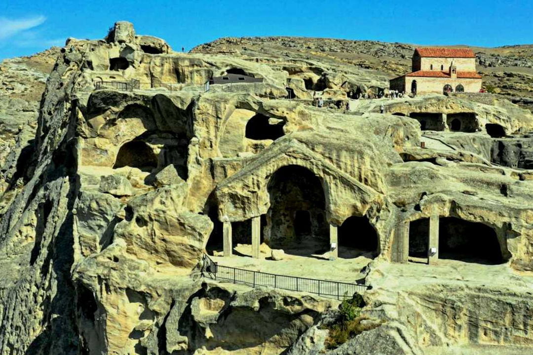Древние города Грузии за 1 день: Мцхета, Джвари, Гори и Уплисцихе — фото 7