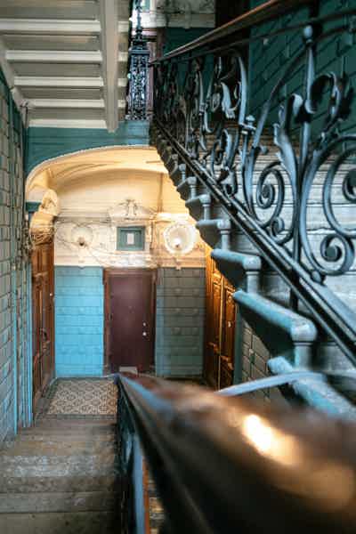 Скрытый Петербург: парадные,  дворы и крыша с видом на 7 соборов - фото 3