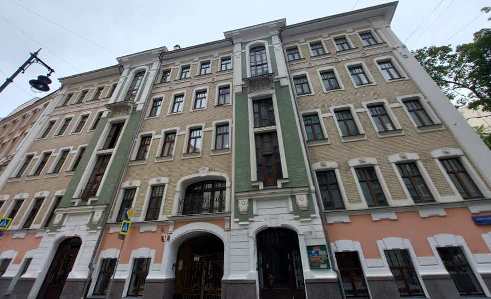 Эксклюзивная экскурсия по Арбату: с посещением «Дома Булата» и чаем - фото 6