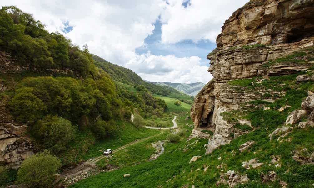 Изумрудное озеро Гижгит ,перевал Актопрак и Чегемское ущелье - фото 4