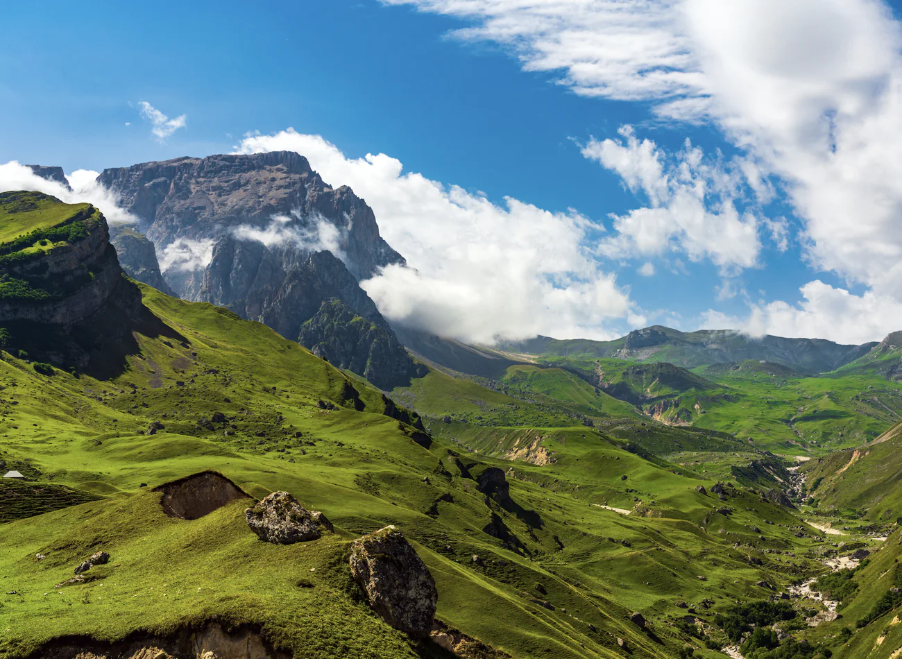 Explore a real winter at the best ski resort in Shakhdag — tour in Baku, Azerbaijan | Pokataem