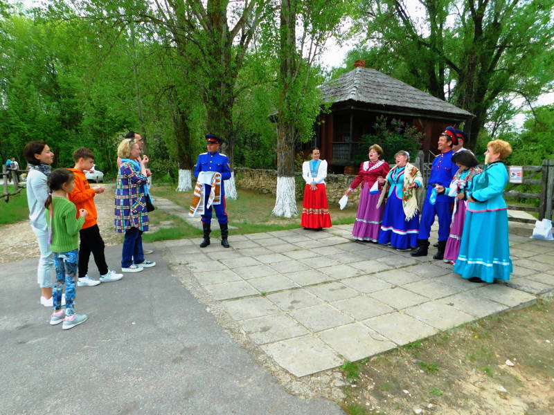 Казачий курень