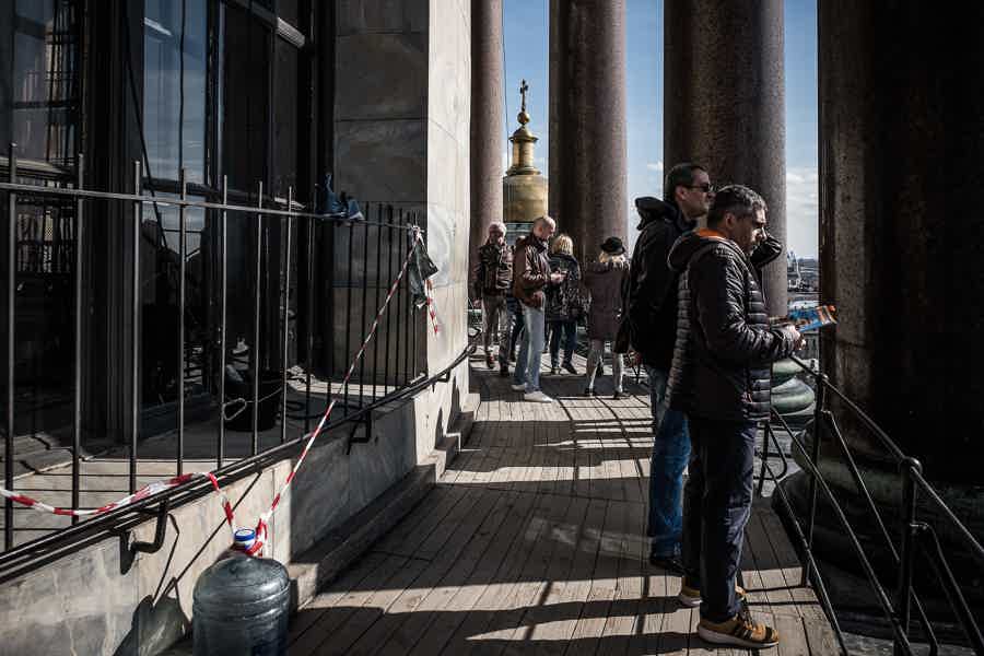 В Исаакиевский собор с подъемом на колоннаду и аудиогидом - фото 5