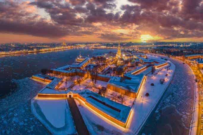 Обзорная экскурсия по Санкт-Петербургу на двухэтажном автобусе