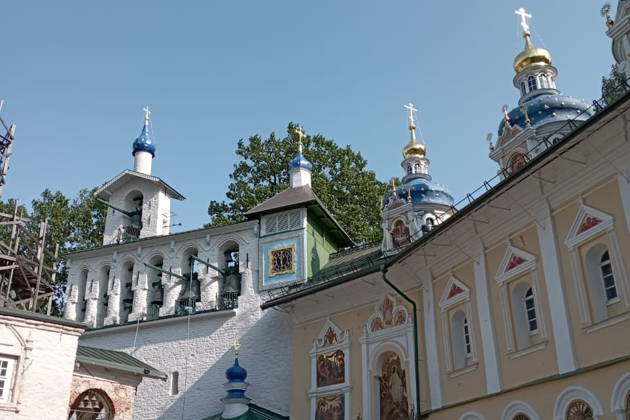 Паломничество в Свято-Успенский Псково-Печерский монастырь