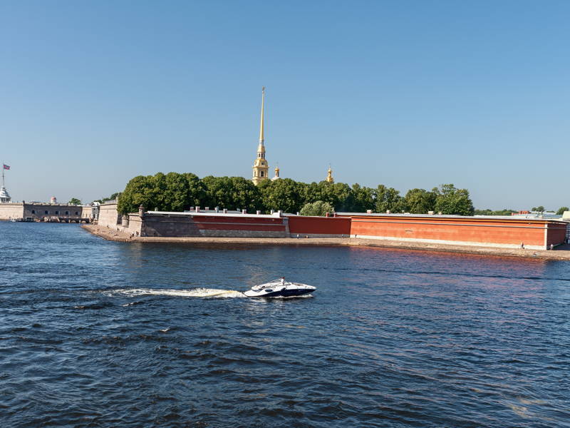 Обзорная автомобильная экскурсия по Санкт-Петербургу с остановками