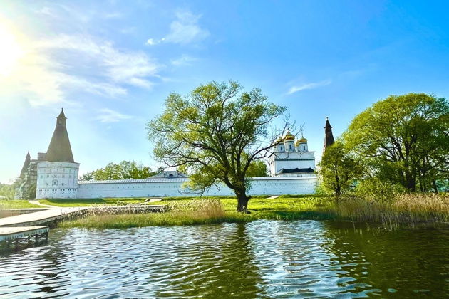 Виды Роскошь усадьбы князей Куракиных — Иосифо-Волоцкий монастырь