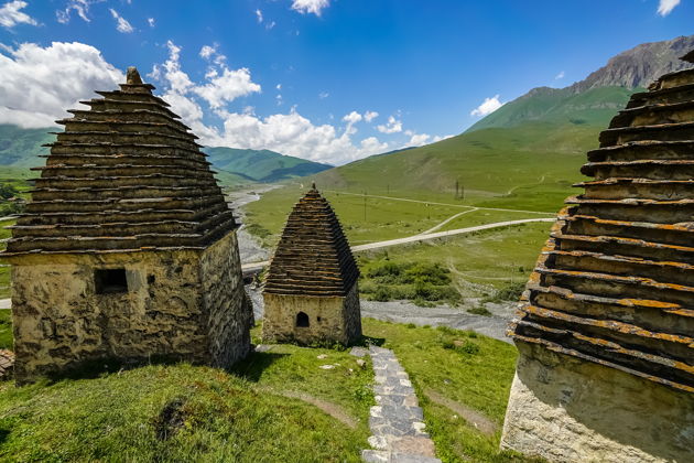 Виды Северная Осетия: симфония гор и легенд