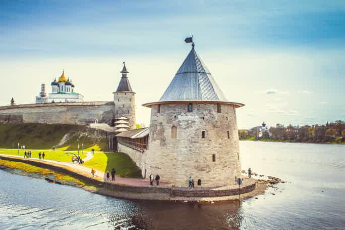 Псковская крепость: от Нижних  до Верхних водобежных решеток