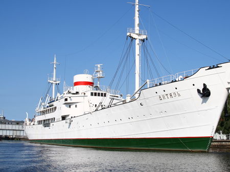 Научно-исследовательское судно Витязь