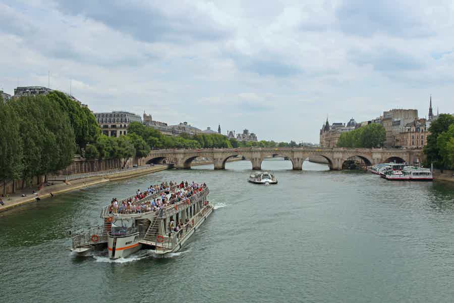 Reserved Access to Louvre & River Boat Cruise - photo 1