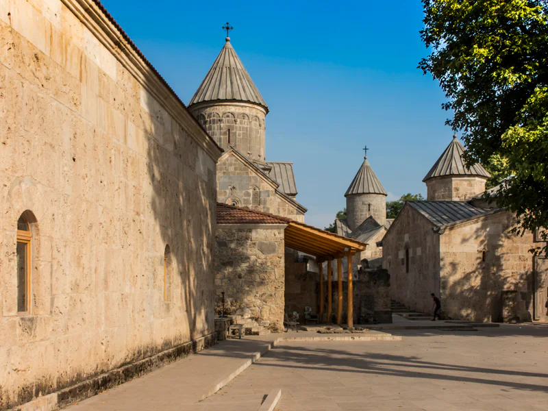 Ереван – Тбилиси: трансфер через Севан и Дилижан — фото 6, Ереван | Покатаем