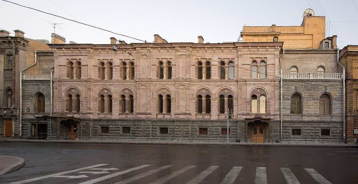 Вечерний Петербург: по местам последних Романовых - фото 2