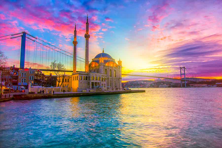 Istanbul: Bosphorus Night Dinner Cruise - photo 2