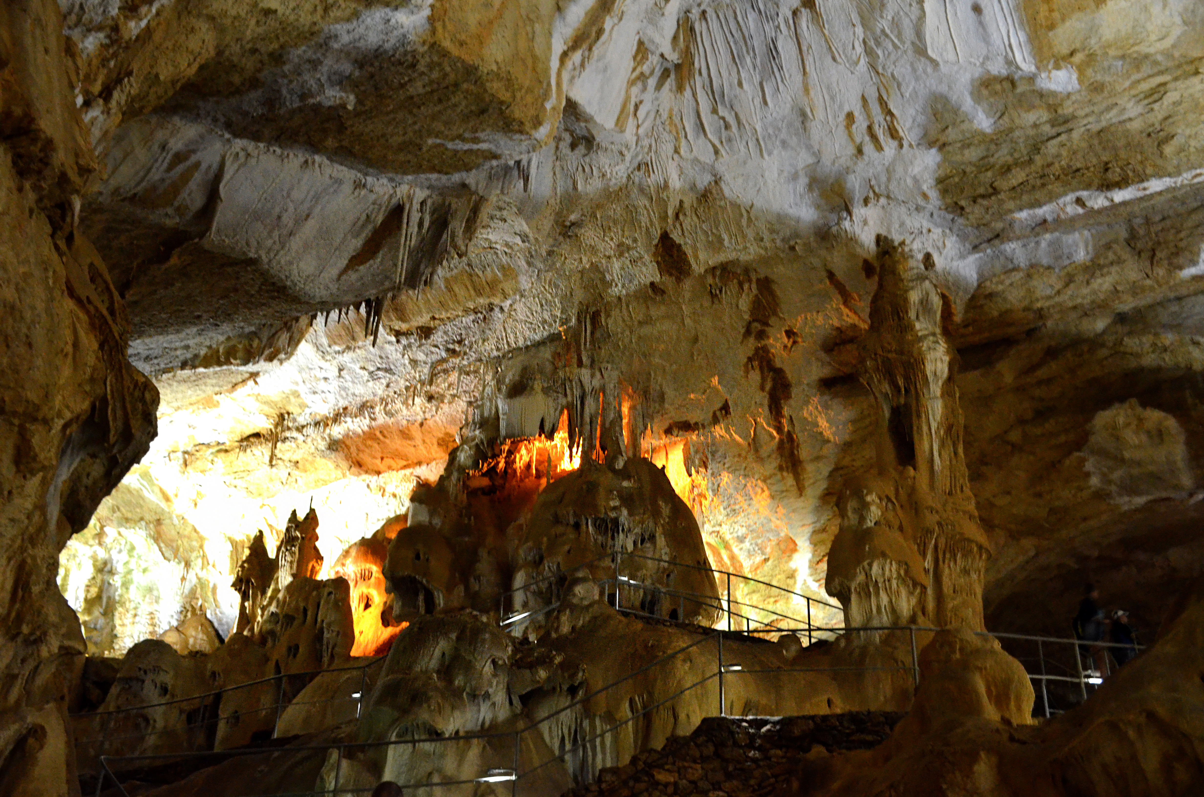 Пещеры в Ялте